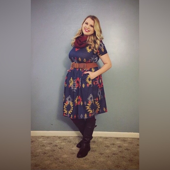 LuLaRoe Aztec Tribal Fit & Flare Amelia Dress Southwestern Jacquard Plus Size 2X - Picture 2 of 11